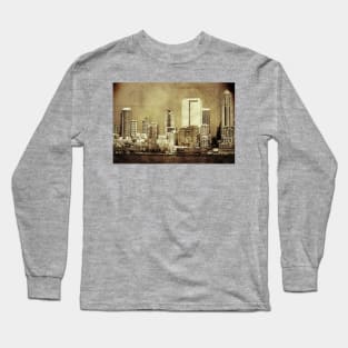 Vintage skyline of Seattle Long Sleeve T-Shirt